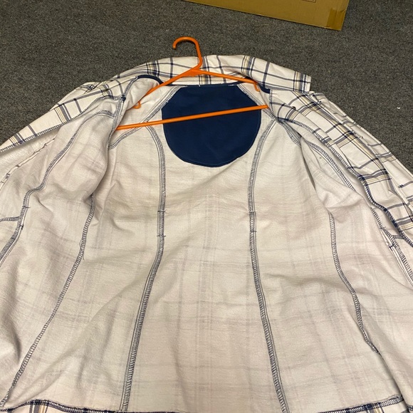 Jacket - Picture 3 of 3